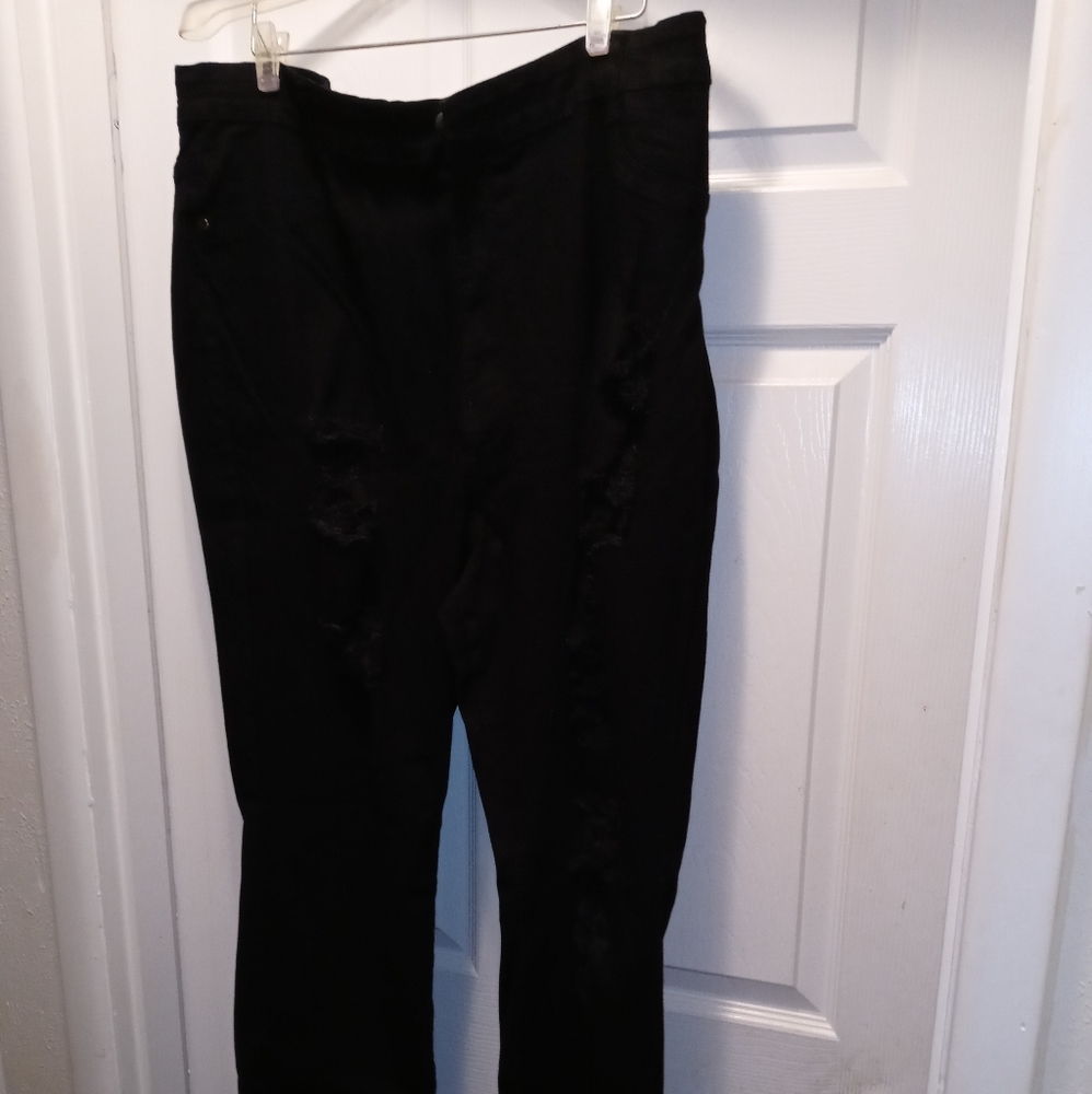 FN Black Distressed Skinny Jeans Size 3X